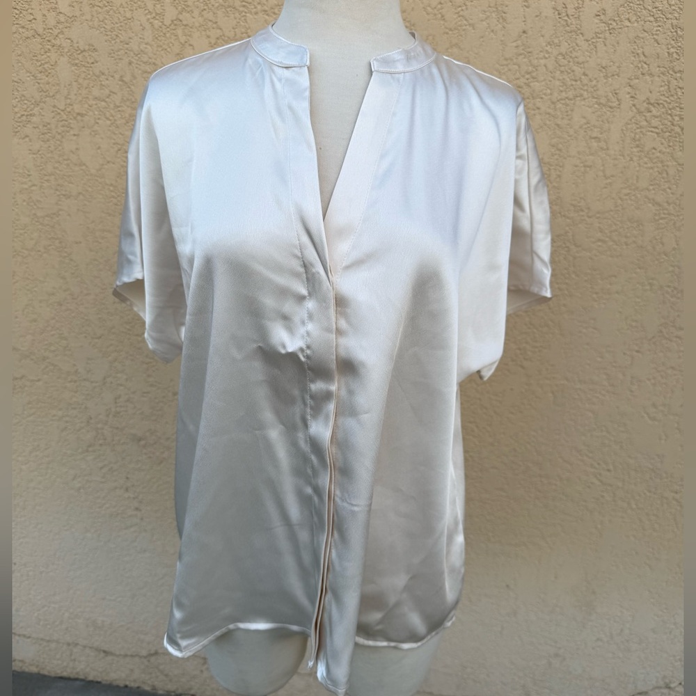 Women's Short Sleeve V-Neck Blouse - A New Day™ Cream M (NWT)